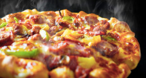 Chicken Tikka Pizza Recipe | Food Diaries