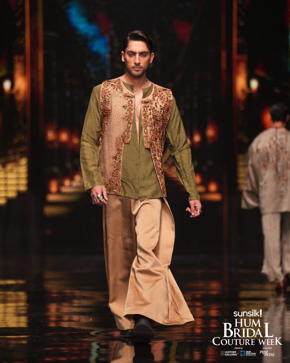 RunWay 2025-Almirah