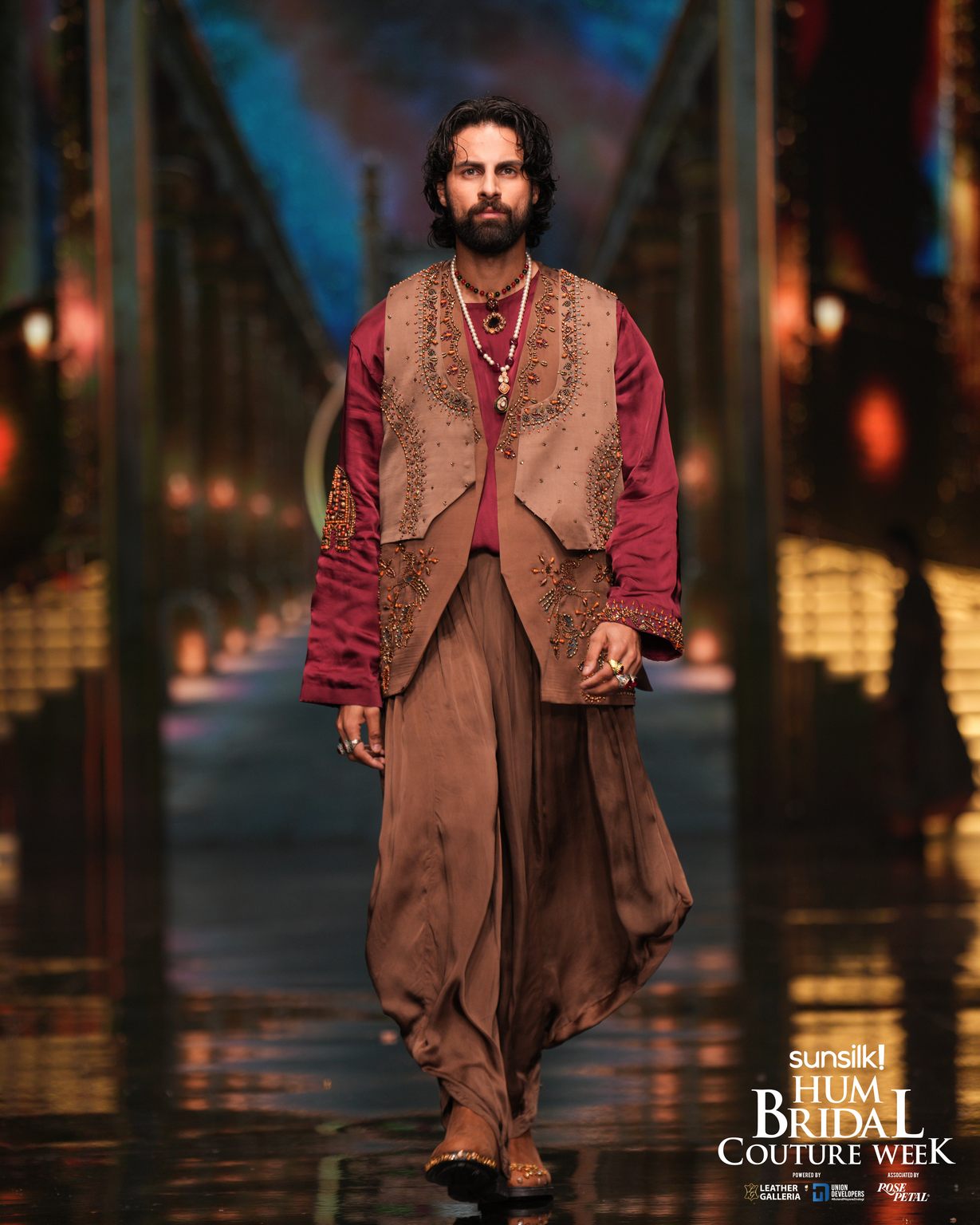 RunWay 2025-Almirah
