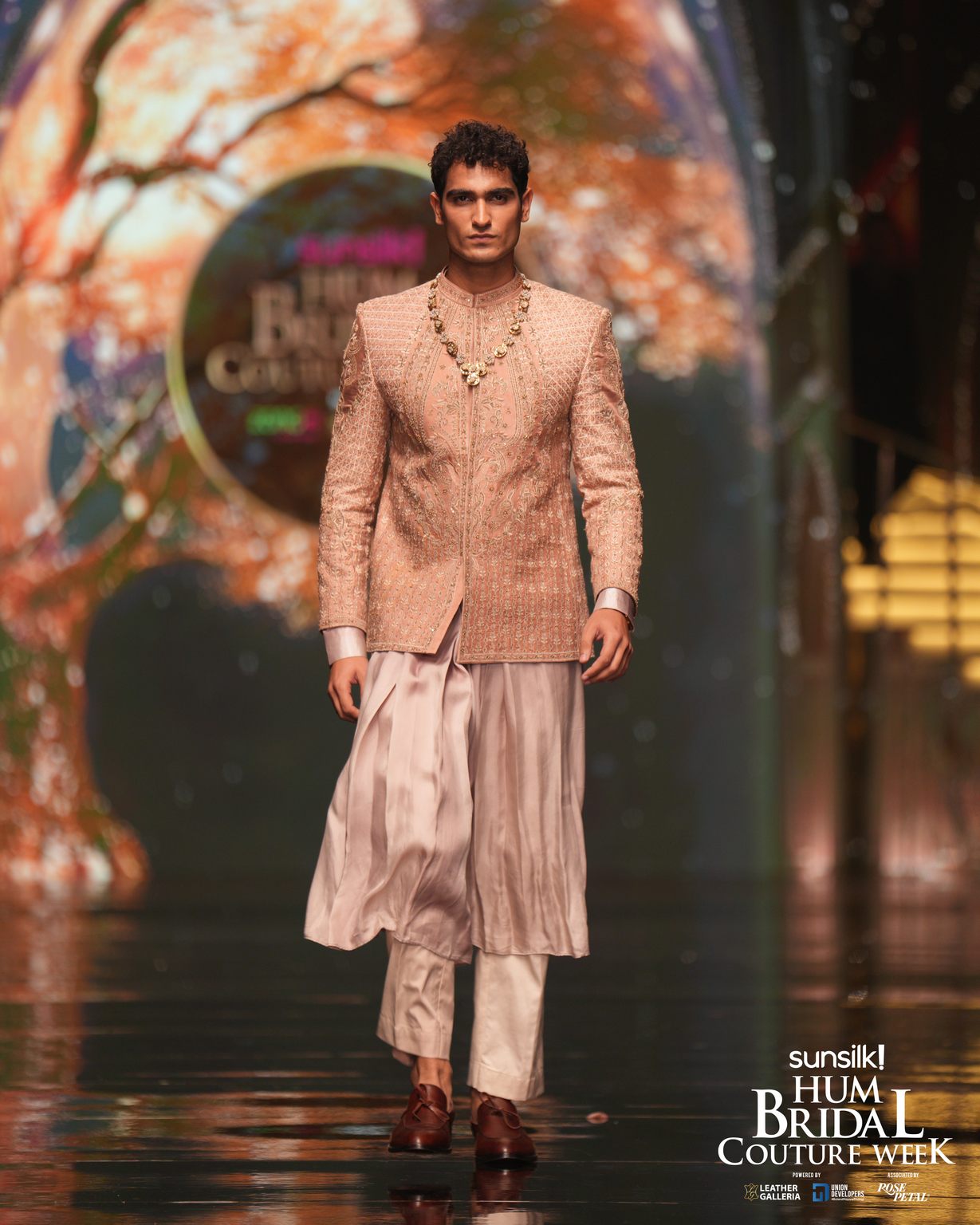 RunWay 2025- Fais Couture