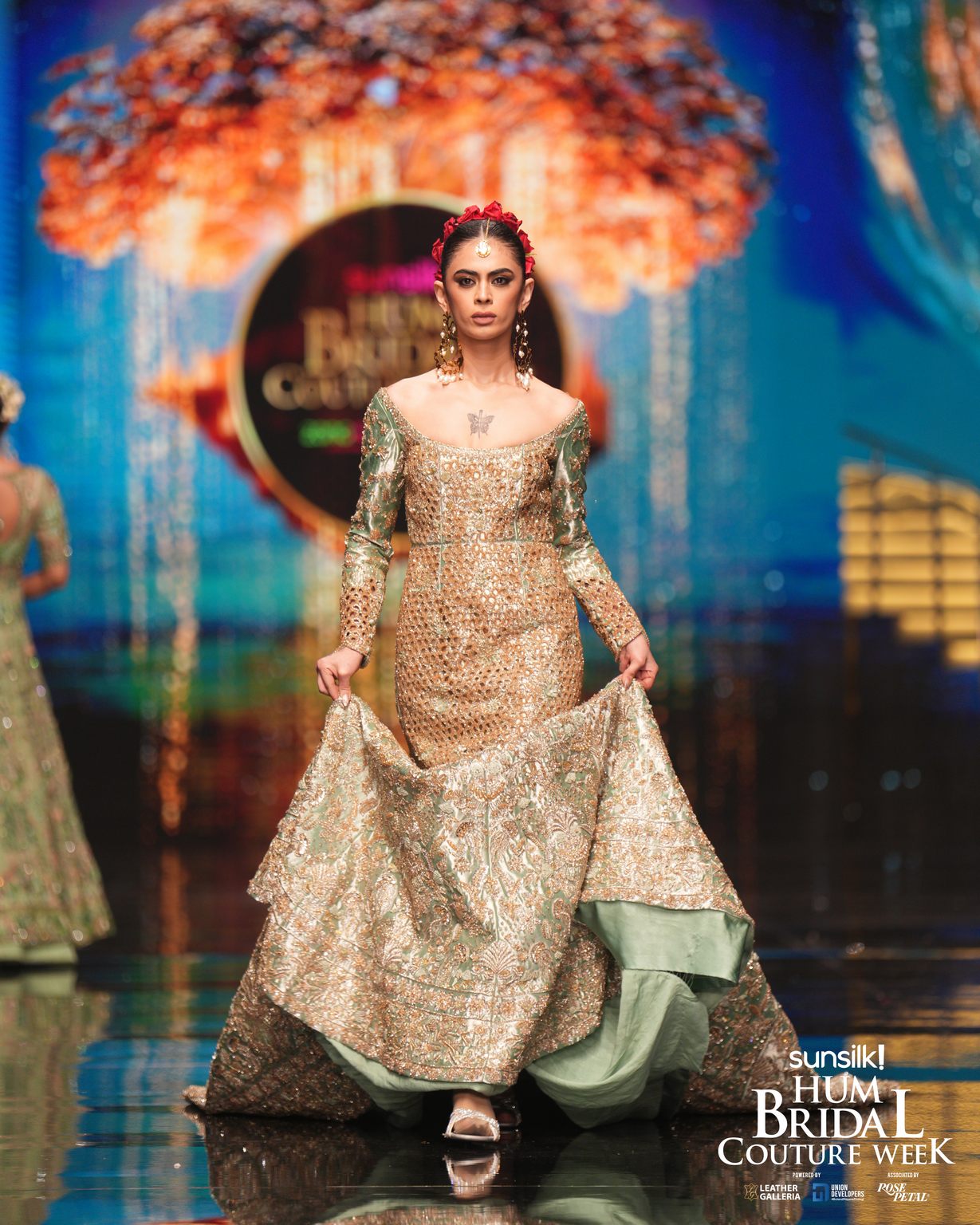 RunWay 2025-Hira Haina