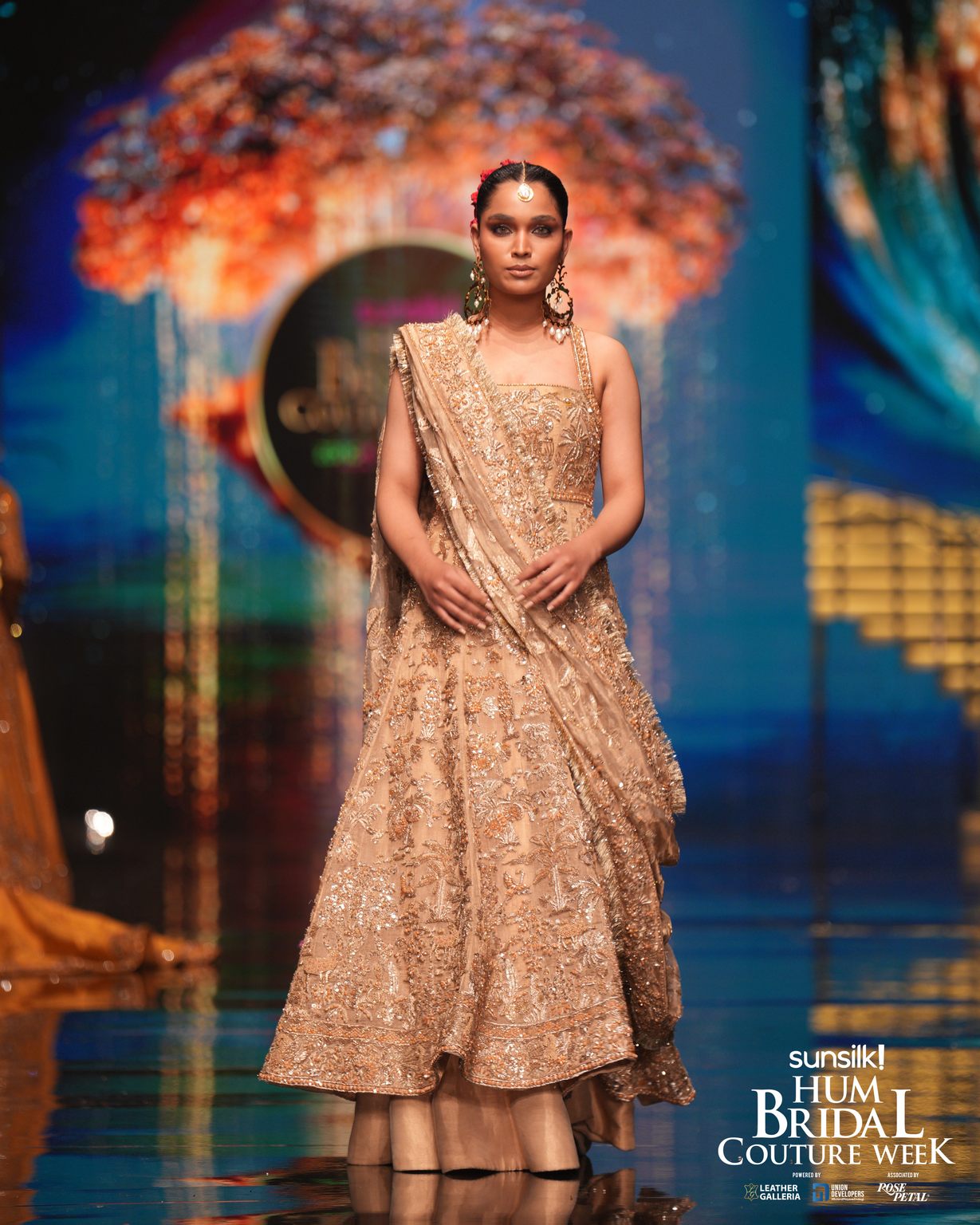 RunWay 2025-Hira Haina