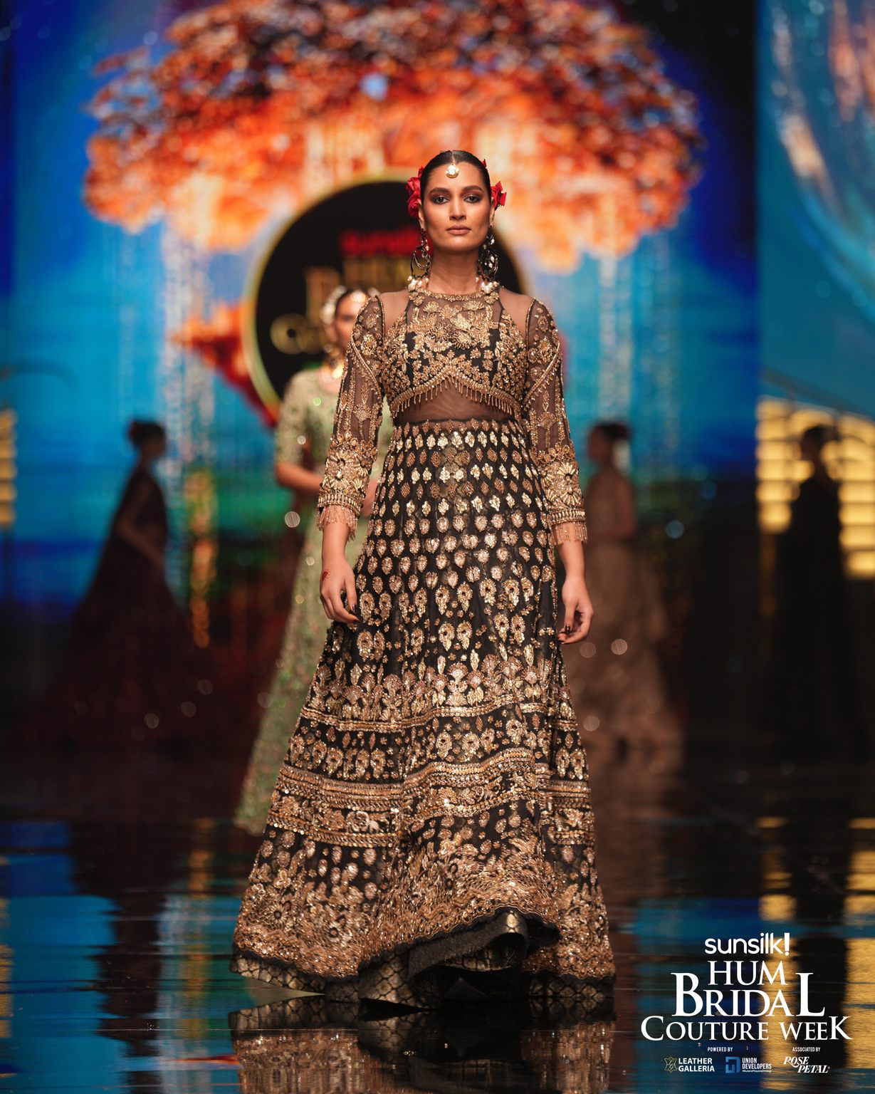 RunWay 2025-Hira Haina