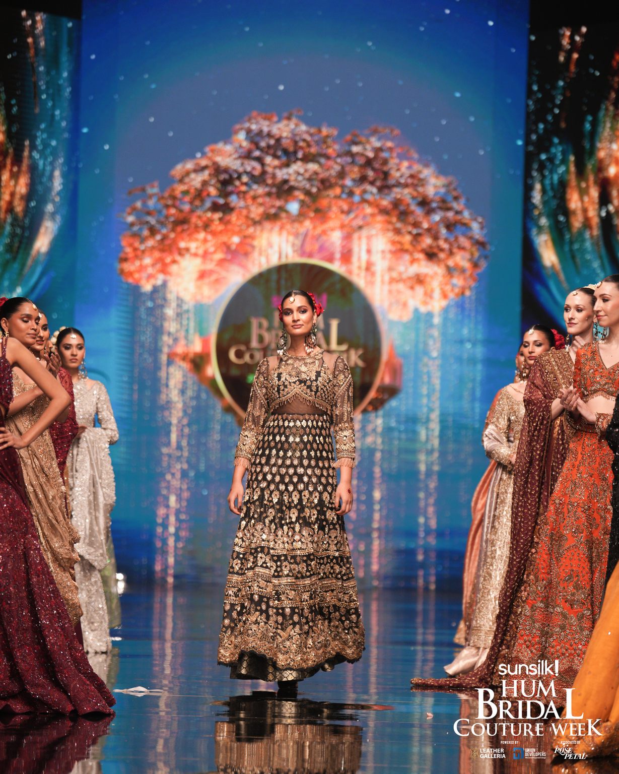 RunWay 2025-Hira Haina