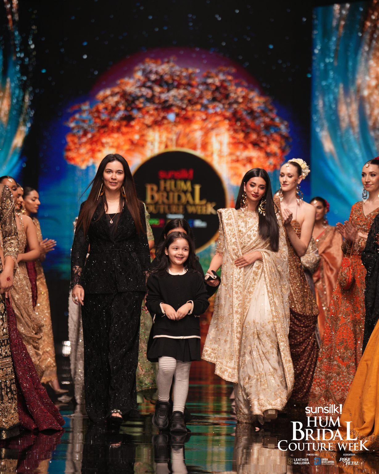 RunWay 2025-Hira Haina