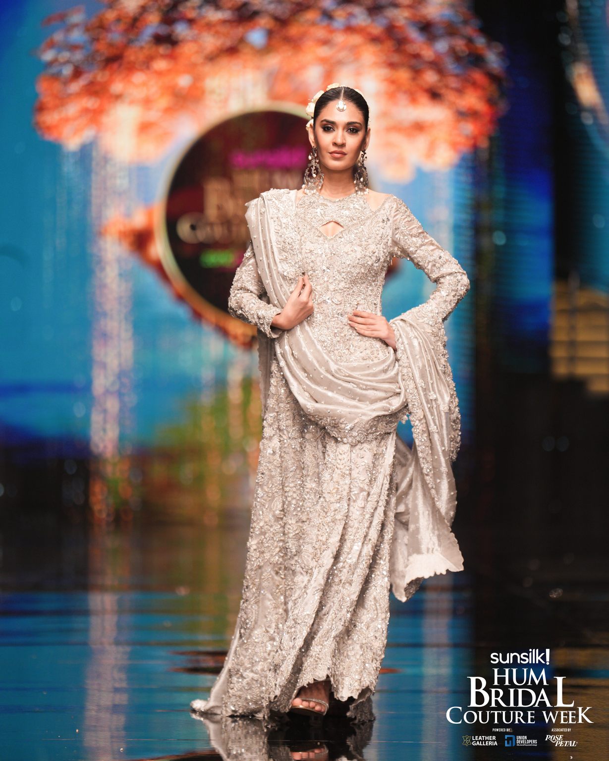 RunWay 2025-Hira Haina