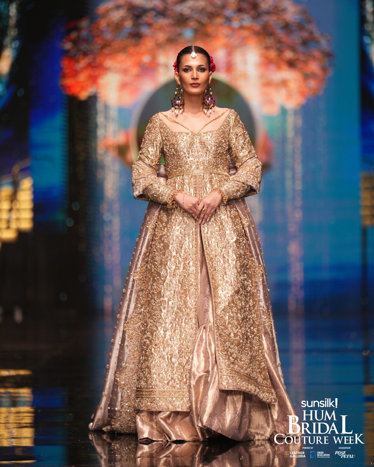RunWay 2025-Hira Haina