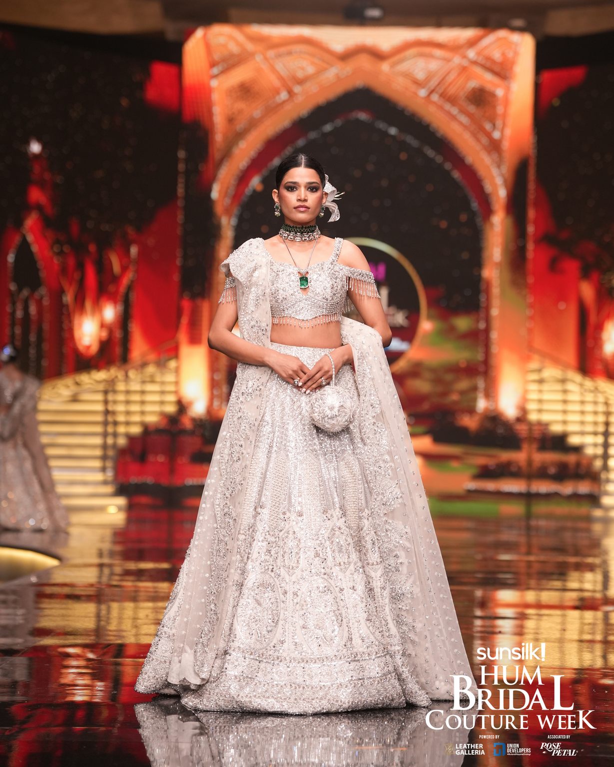 RunWay 2025-Akbar Aslam