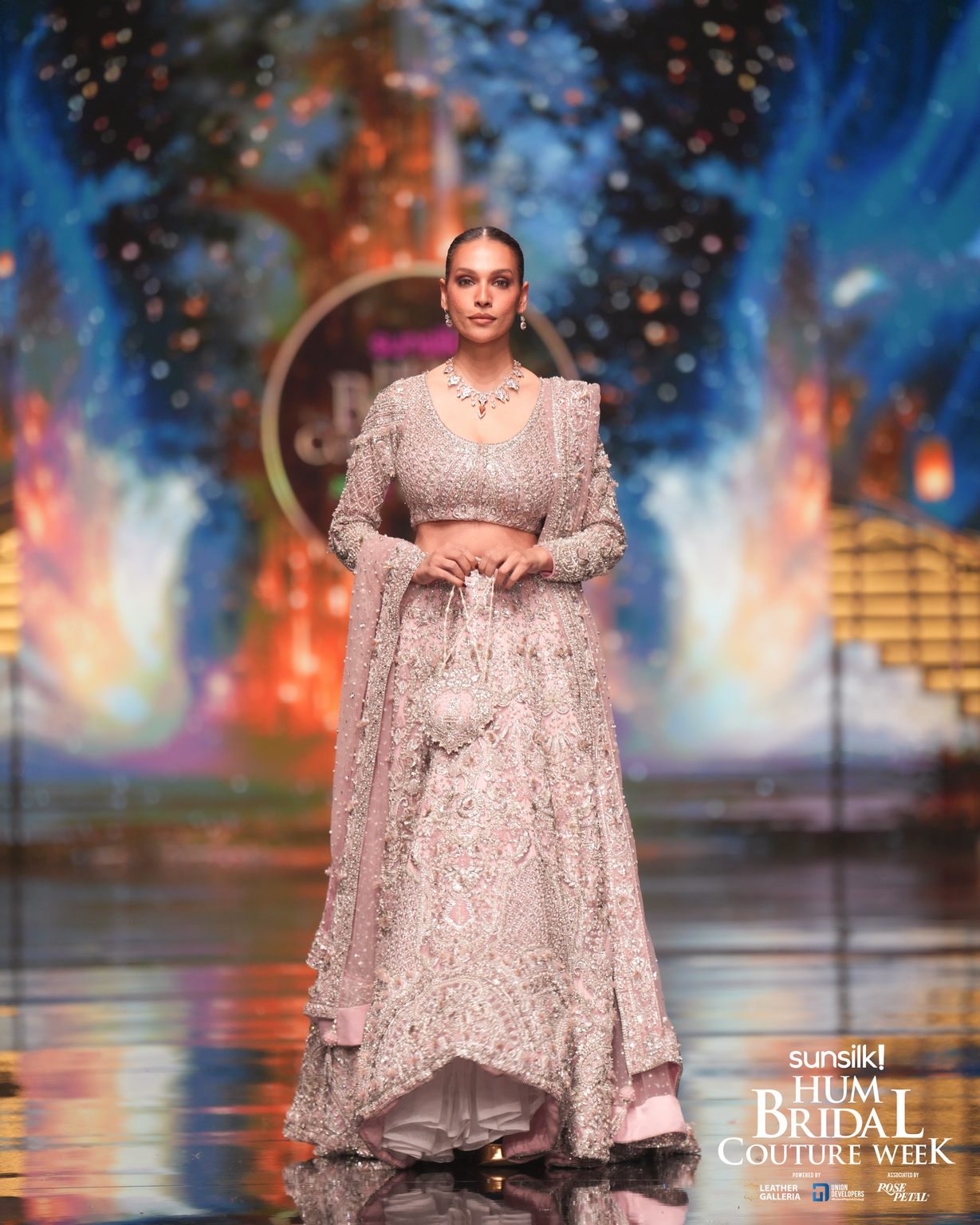 RunWay 2025-Nizka by nida rehan