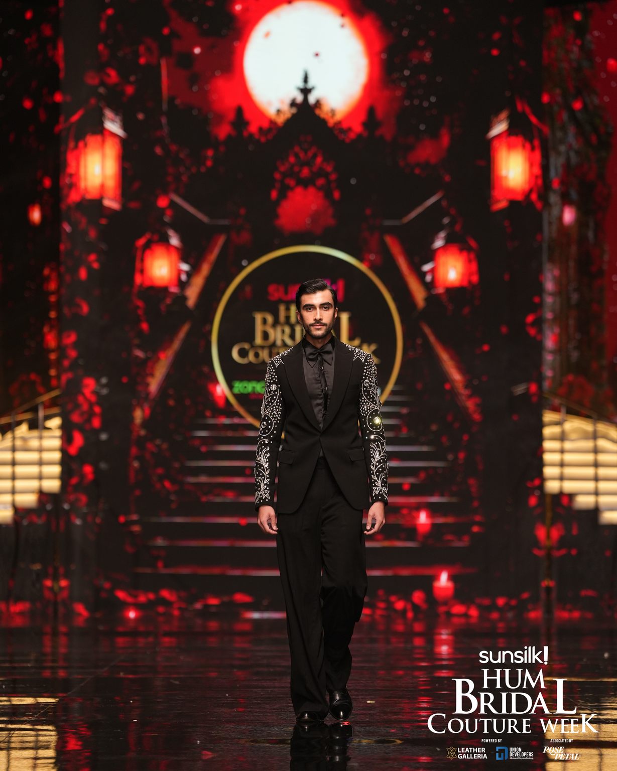 RunWay 2025-Vestido