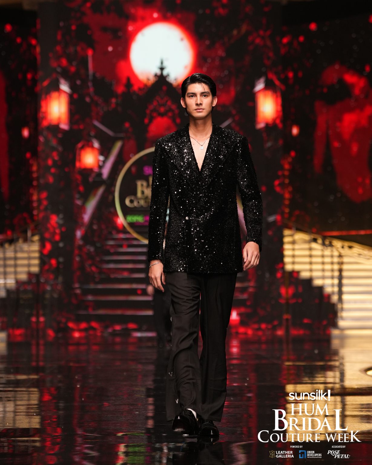 RunWay 2025-Vestido