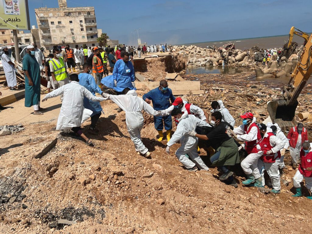 Maltese team finds 'hundreds' dead Libyans