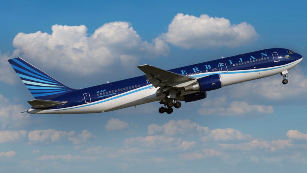 Azerbaijan to Pakistan direct flights