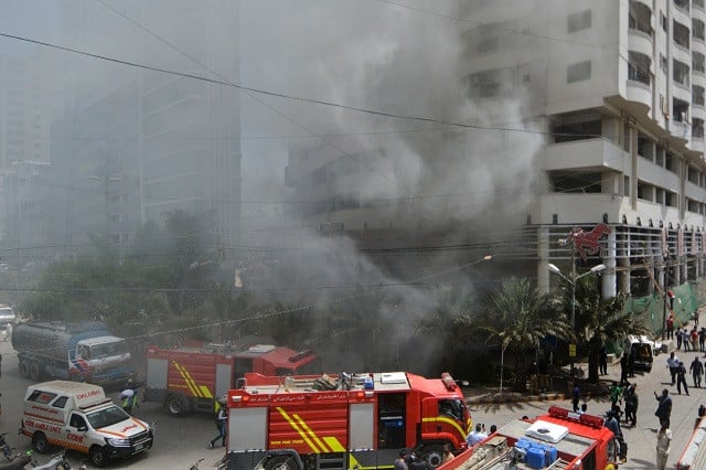 karachi mall fire