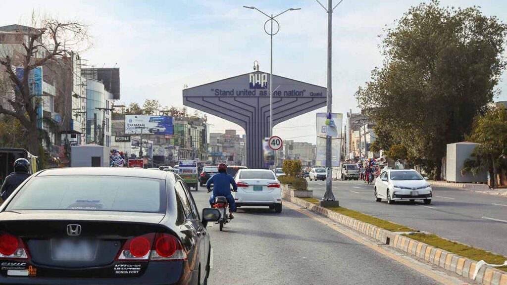 cavalry underpass lahore