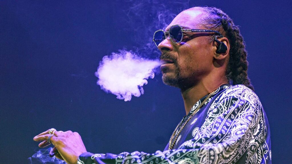 snoop dogg quits smoking