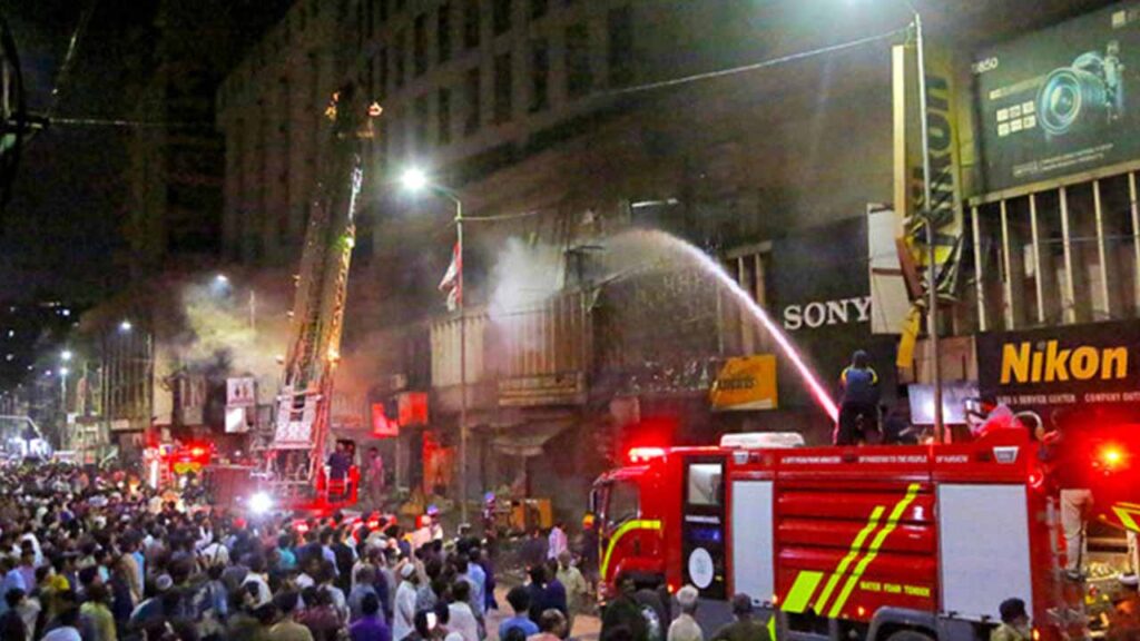 Karachi fire mobile market saddar