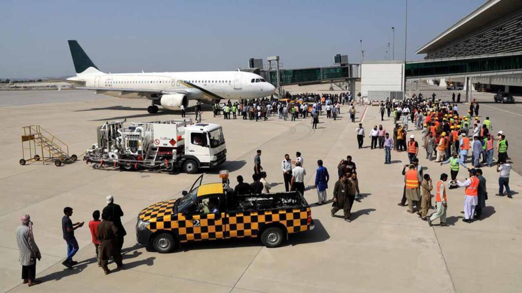 CAA issues show cause notices to airlines for flight delays