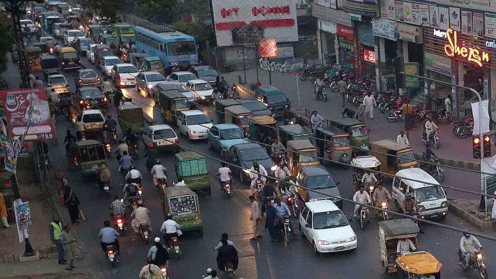 garhi shahu underpass and flyover project
