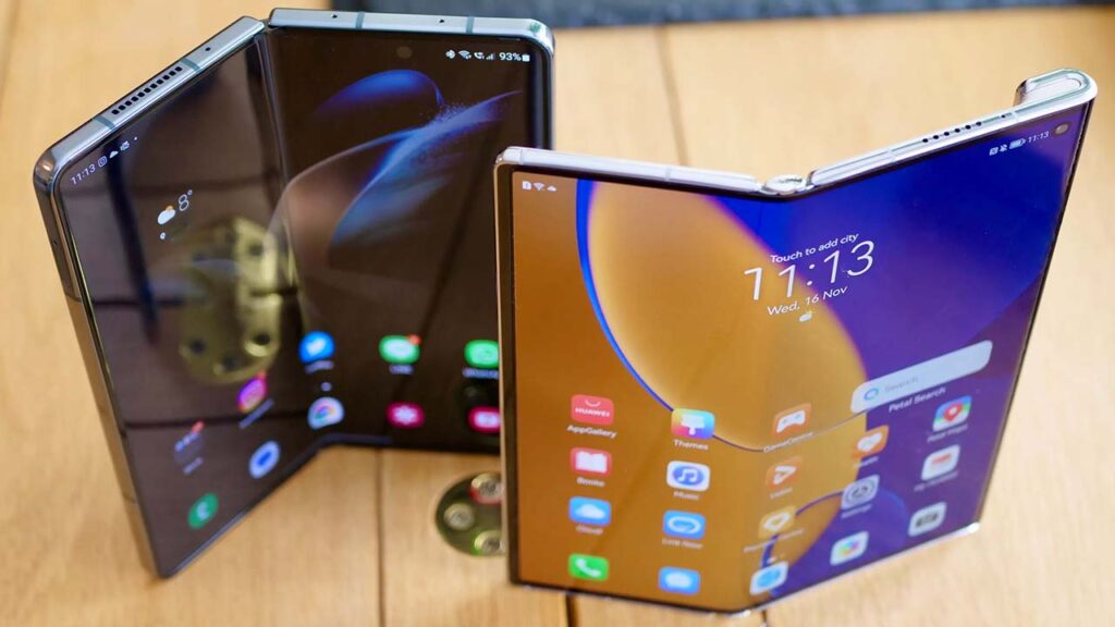 Huawei folding smartphone