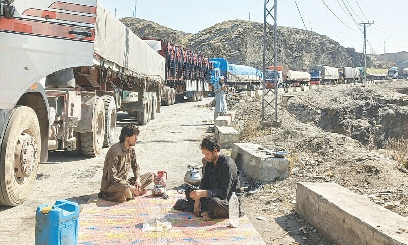 Torkham border shut
