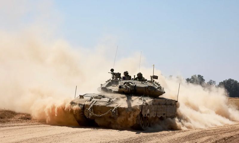 Israeli tanks