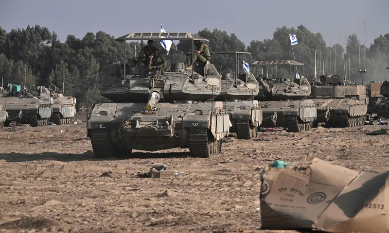 Israeli tanks