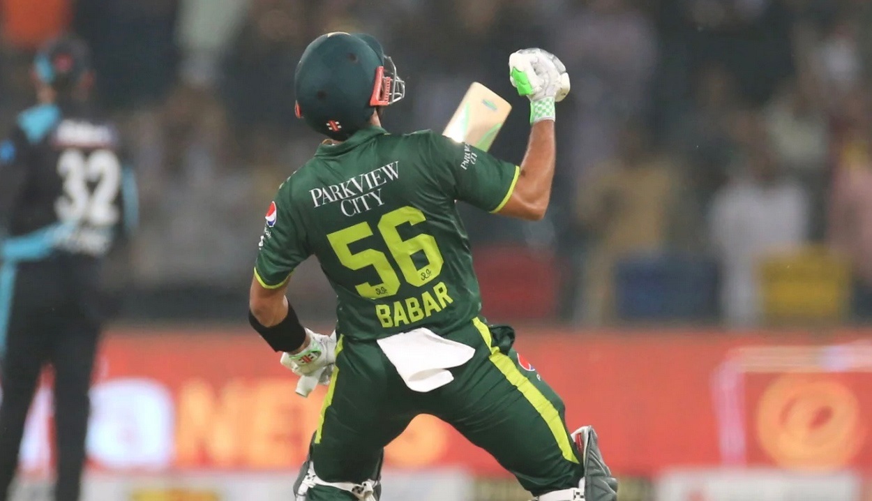 Babar Azam closes in on record ahead of England series - HUM News English