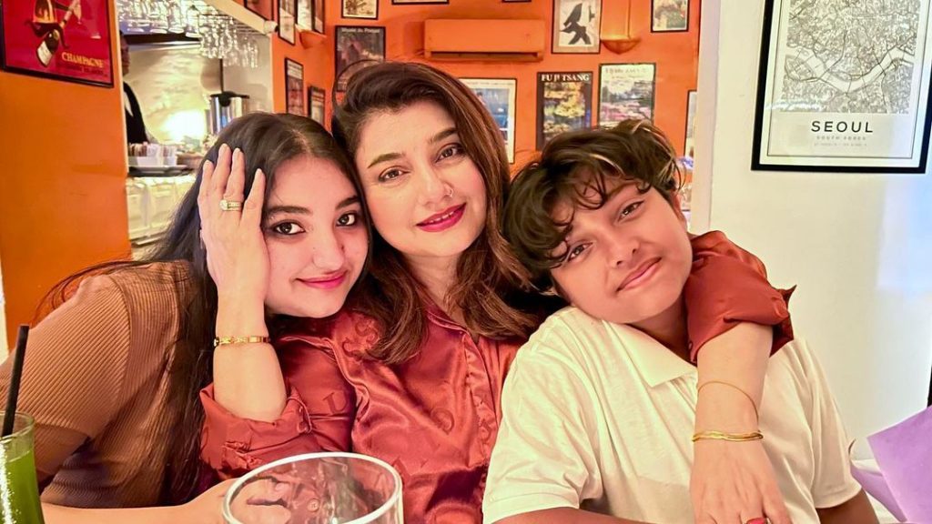 Javeria Saud children Coke Commercial