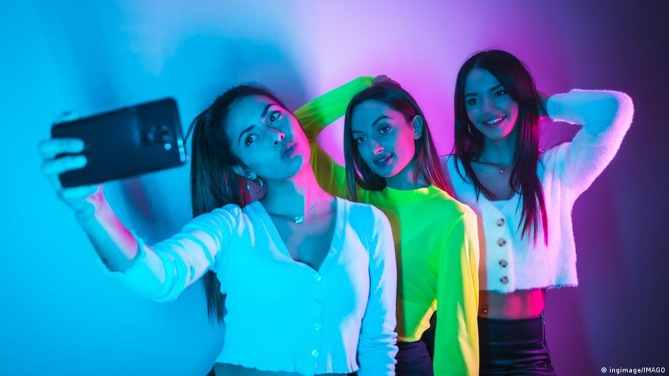 social media abstinence