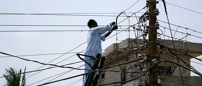 Pakistan announced plans to privatise its power distribution companies beginning in 2025, in order to address financial troubles of its energy sector.