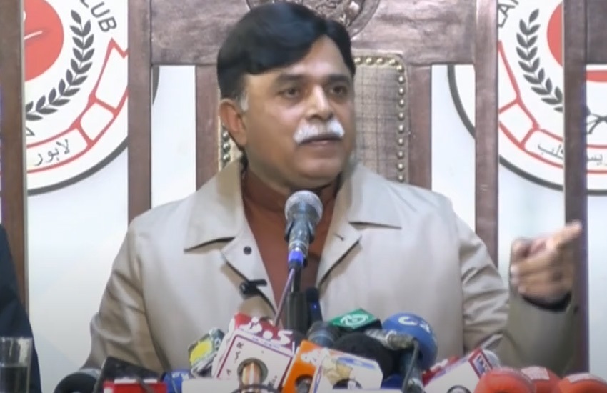 Tehreek-e-Insaf-Nazriati leader Akhtar Iqbal Dar commended the Jamaat-e-Islami (JI) for its efforts in representing the interests of Pakistan's 240 million populace on Monday.