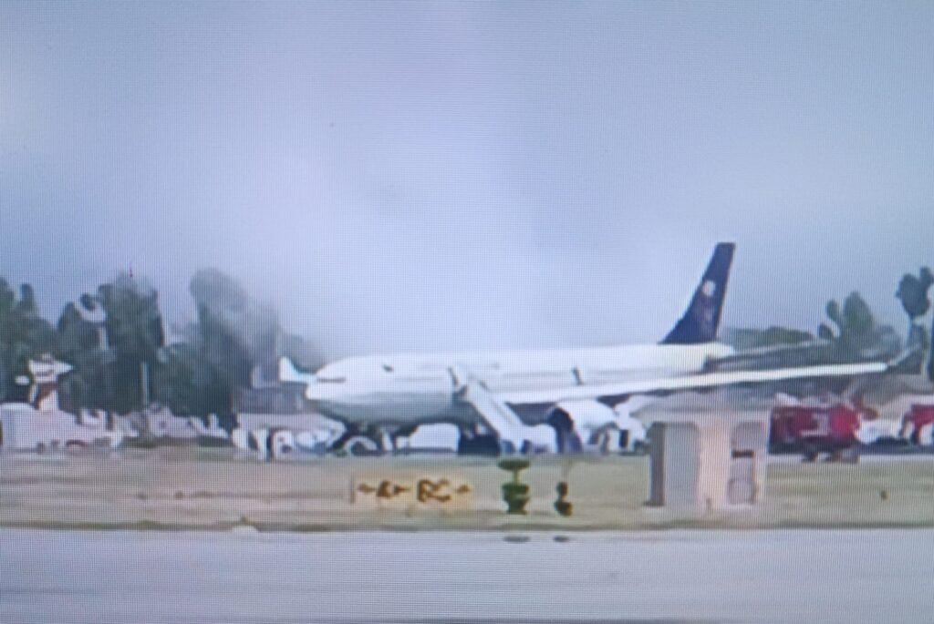 Saudi airline emergency landing