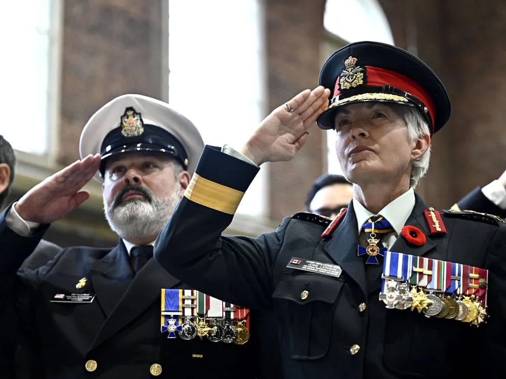 Canada first female army chief