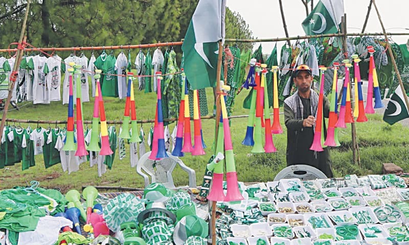 honking horn toys Independence day