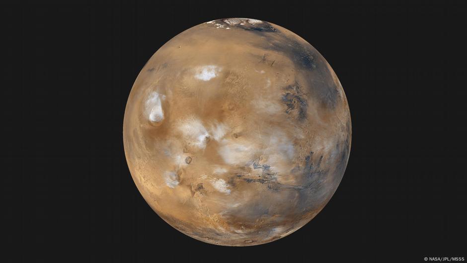 Mars has a massive, liquid water ocean, according to new analysis of data from NASA's retired InSight lander.