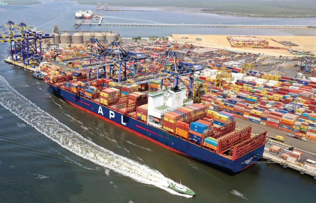 The federal government decided to establish a Marine Business District in collaboration with the Karachi Port Trust, the Hum Investigation Team (HIT)