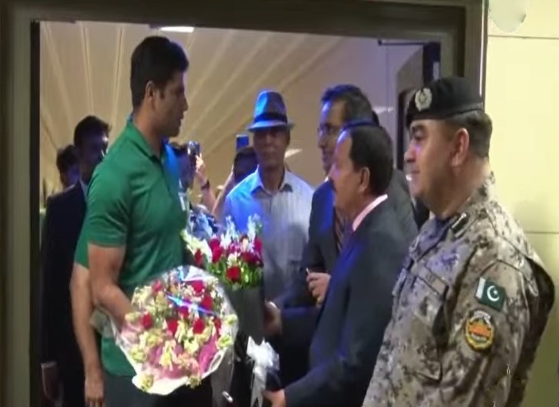 Olympics: Arshad Nadeem arrives at Lahore airport on Turkish airlines