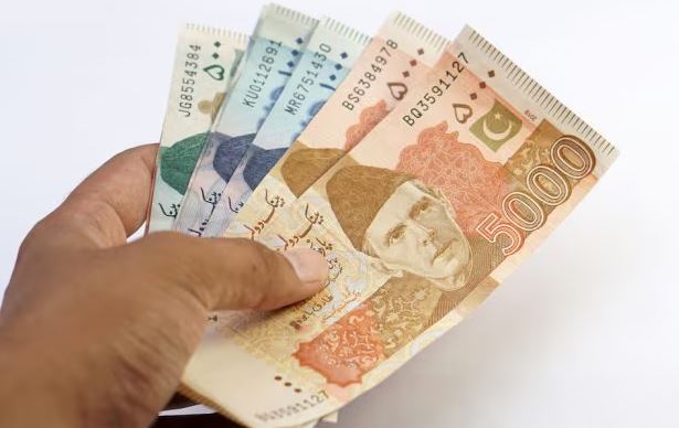 plastic currency Pakistan