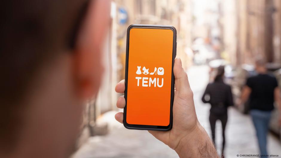 Biden moves to close China trade 'loophole'