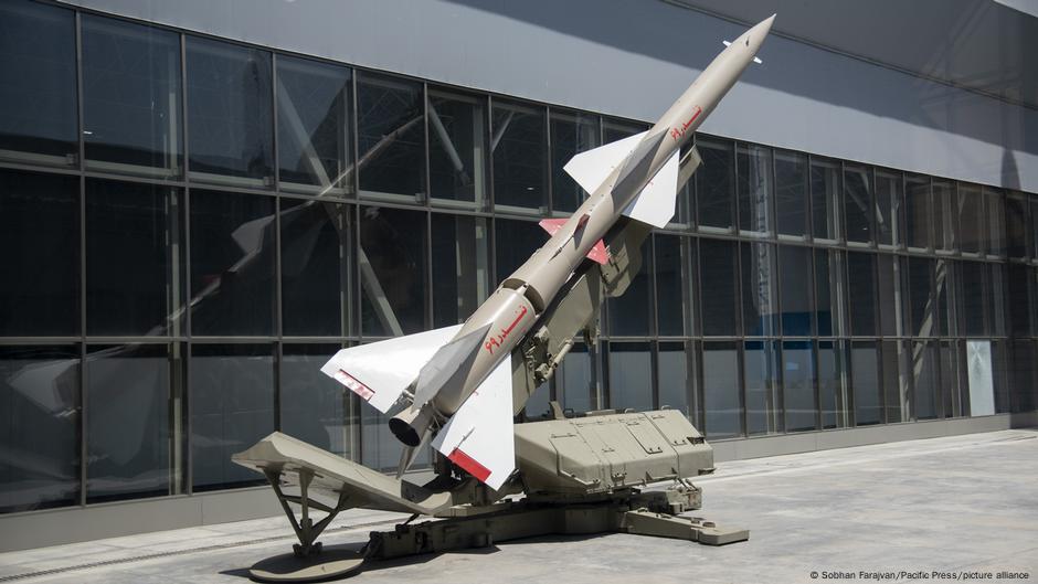 The US, UK, France and Germany have announced new sanctions on Iran, formally accusing it of sending ballistic missiles to Russia for the first time after weeks of warnings. They plan to sanction the aviation sector.