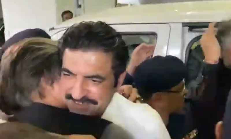 arrested PTI members