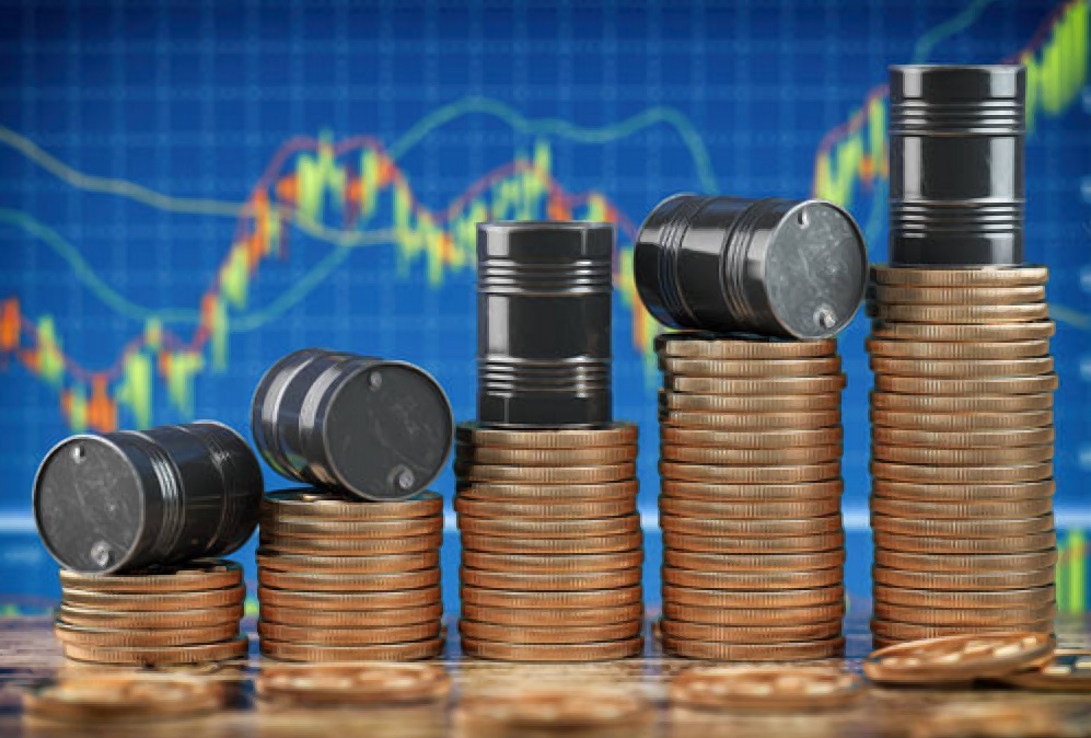 Oil prices fell more than 4 per cent in the global markets, reaching a 9-month low on Wednesday.