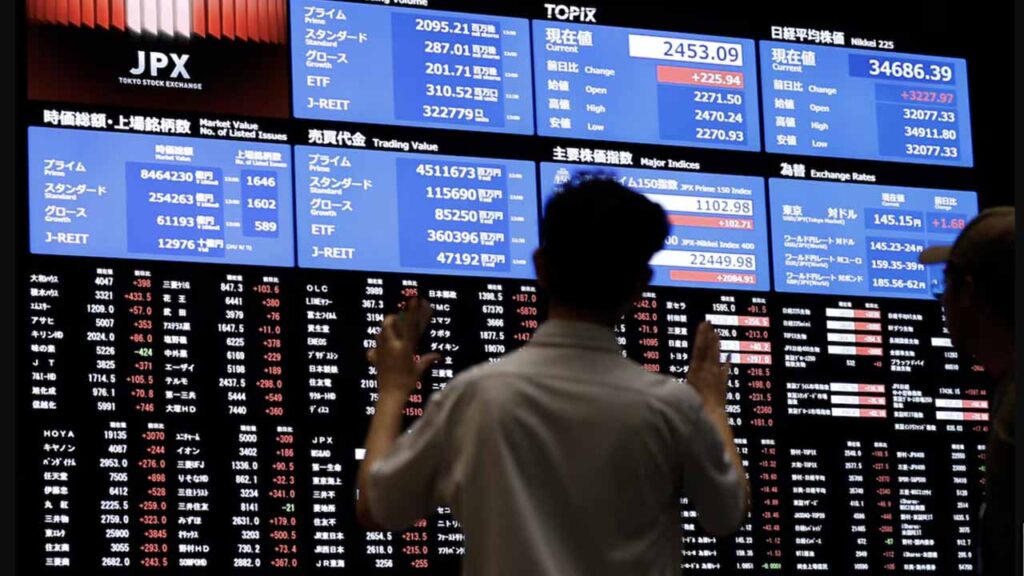Asian stocks climb