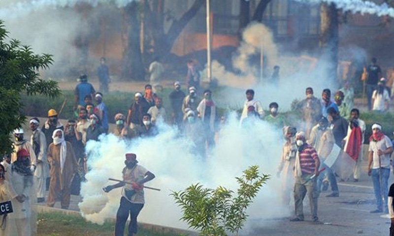 PTI workers clash with police