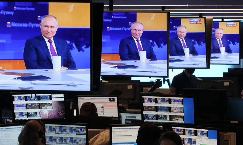 US sanctions Russian state media editors