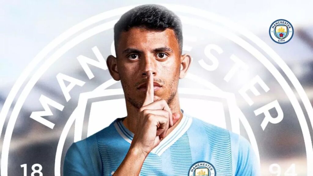 Manchester City's Nunez arrested for stealing cell phone