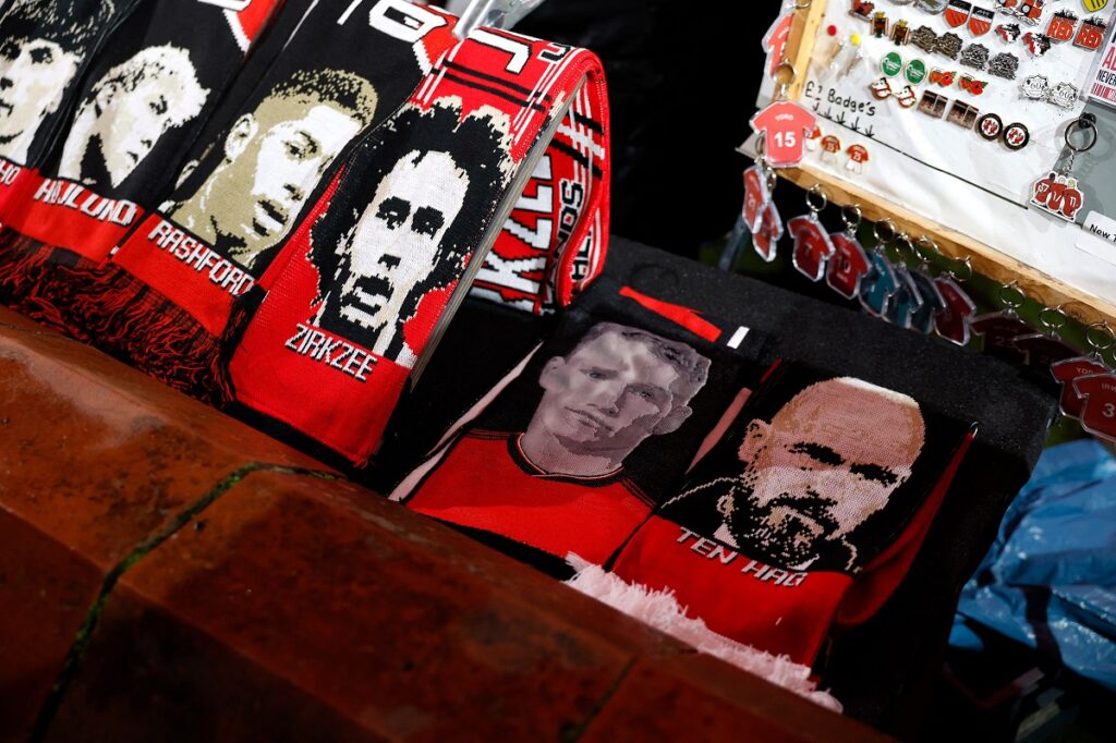 Lindsay Noble's family, Manchester United season ticket holders for more than 50 years, left last month's humiliating 3-0 loss to Tottenham Hotspur at Old Trafford early, a first for the faithful fans.