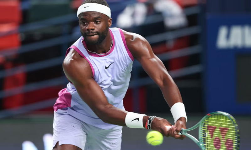 Tiafoe screams at umpire