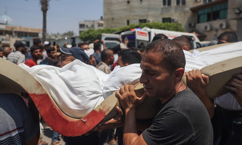 30 Palestinians killed